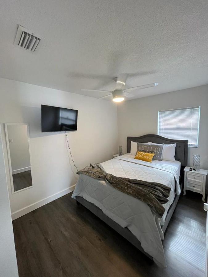 Ferienhaus Incredible Comfortable Near The Airport And Beaches *