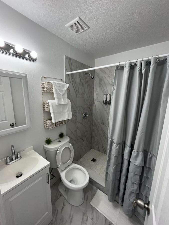 Incredible Comfortable Near The Airport And Beaches Ferienhaus Tampa