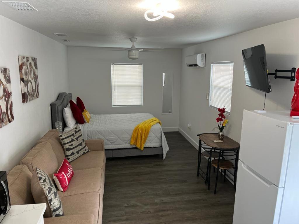 Incredible Comfortable Near The Airport And Beaches Ferienhaus Tampa